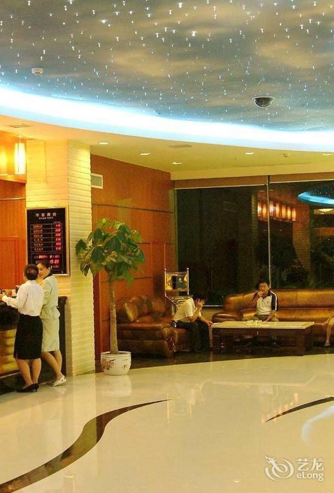 Jiujiang Futai 118 Hotel Rainbow Zewnętrze zdjęcie